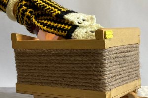 Декоративні сани лафет під шампанське - Опис