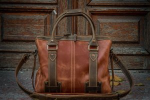 Шкіряна сумка під ноутбук. Ділова чоловіча сумка