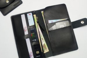 Шкіряний портмоне для документів - Опис