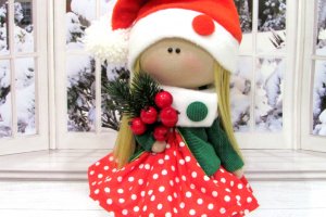 Работа Новогодняя кукла