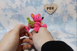 Мишка з крилами ангела в'язана гачком м'яка іграшка 5 - Опис