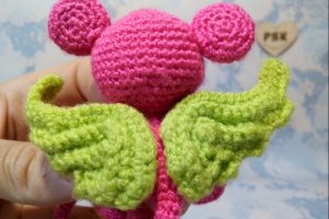 Мишка з крилами ангела в'язана гачком м'яка іграшка 5 - Опис