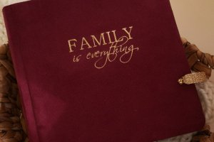 Альбом "Family Is everything бордо" - ІНШІ РОБОТИ
