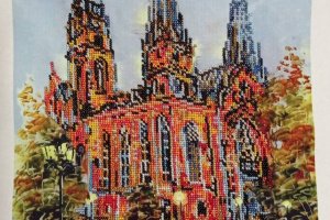 Картина вишита бісером "Собор Св. Ольги та Єлизавети" - Опис