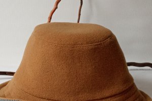 Панама тепла вовняна бежева р.56-58 - Опис