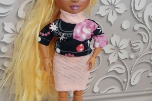 Одежда для кукол RAINBOW. Свитер и юбка.  - Описание