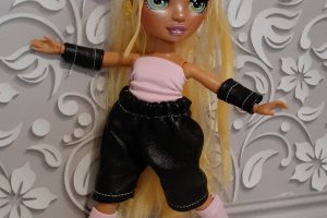 Одежда для кукол RAINBOW. Набор одежды.  - Описание