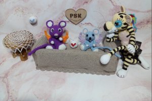 Диван для ляльок, мініатюрна софа, м'які меблі для іграшок - Опис