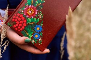Розписані вручну,  вироби від Народної Майстрині України - Опис