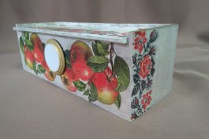 Короб для бутылки з 4 подставками - Описание