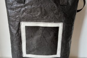 ЕКО-ТОРБА ЧОРНА БІОРОЗКЛАДНА TYVEK DUPONT - Опис