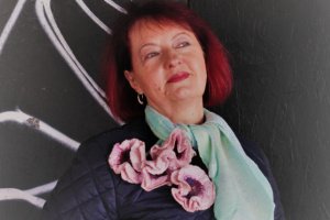 Шарф Маки рожеві - Опис