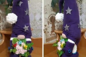 Работа Гном с букетом цветов