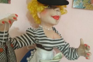 Інтер'єрна лялька СОНЯ - Опис