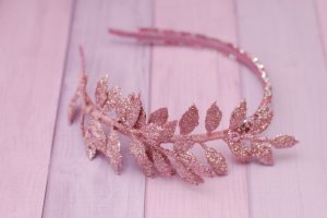 Новогодний обруч ободок розовый с листиками