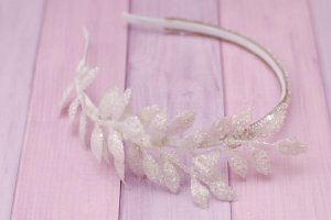 Новорічний обруч білий ободок - Опис