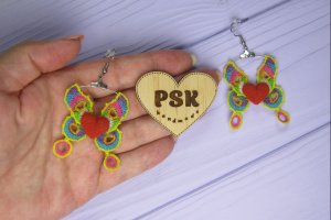 Серьги сердца с крыльями бабочки. Вязаные сережки хенд мейд - Описание