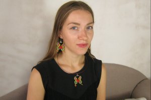 Cердце с крыльями бабочки, вязаная подвеска ручной работы - Описание