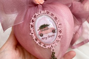 Ялинкові прикраси серця пудрові - Опис