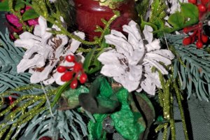 Икэбана с свечкой в праздничном мешке - Описание