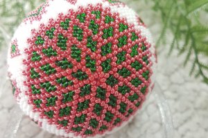 НОВОГОДНИЙ ШАР ИЗ БИСЕРА "Ромбы" 1 УКРАШЕНИЕ НА ЕЛКУ - ДРУГИЕ РАБОТЫ