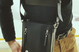 Сумка із натуральної шкіри ручної роботи на замку - ІНШІ РОБОТИ