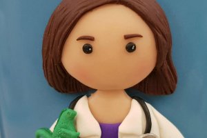 Чашка с декором ПЕДИАТР кружка подарок врачу доктору - Описание