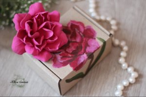 Оригинальный подарок девушке заколка/брошь гардения - Описание