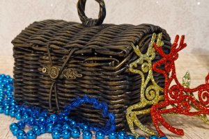 Плетена скринька скринька.