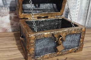 Скринька з картону - Опис