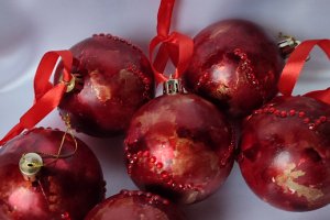 Елочные шары ручной работы  - Описание