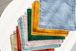 Комплект костерів (4 шт) 11см x 11см Рожевий   - Опис