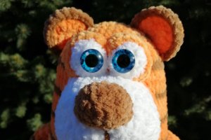 Плюшевий тигр, в'язаний тигр, тигр символ 2022 року - Опис