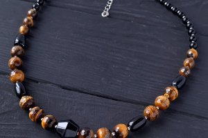 Бусы из тигриного глаза и агата "Год Тигра -9"