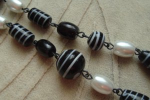 Довгі намисто - Опис