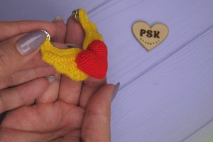 Сердце с крыльями ангела, вязаная брошка ручной работы PSK 2 - Описание