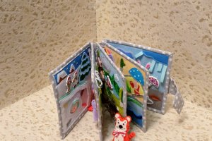 Развивающая книга о временах года - Описание