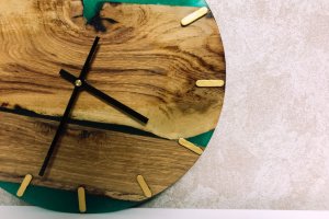 Настенные часы в стиле Loft Green  - Описание