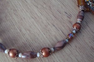 Колье -чокер из натуральных камней - Описание