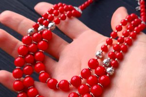 Комплект украшений из натуральных кораллов "Сяй" двойка - Описание