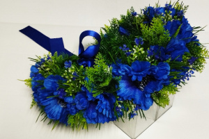 Венок с васильками - Описание