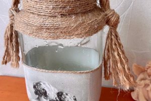 баночка для зберігання та освячення води - Опис