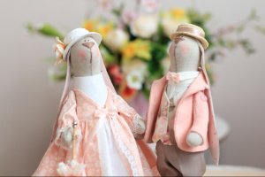 Пасхальные зайцы "Пудровые" - Описание