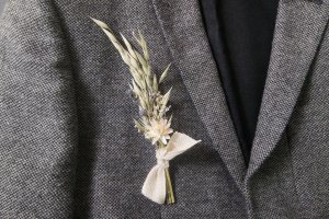 Свадебные бутоньерки, бутоньерки с сухоцветами для гостей