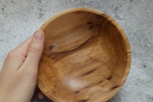 Мисочка з в'язу для сухофруктів та горішків - Опис