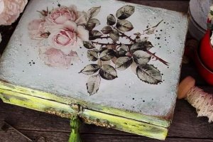 Велика скринька для прикрас та рукоділля - Опис