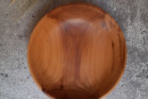 Миска из яблони для печень, конфет, фруктов - Описание