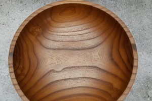 Саладник з маслини - Опис