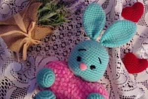 Зайка с сердечком
