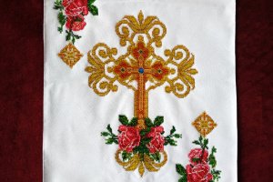 Работа Вышитая бисером пасхальная салфетка, пасхальное полотенце